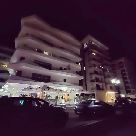 Sea View Studio 10 Mamaia Nord Lägenhet *