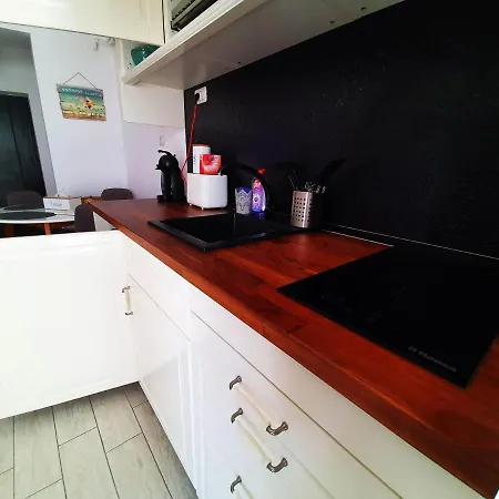 Sea View Studio 10 Mamaia Nord